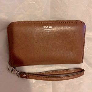 Tan Fossil Zip Wallet